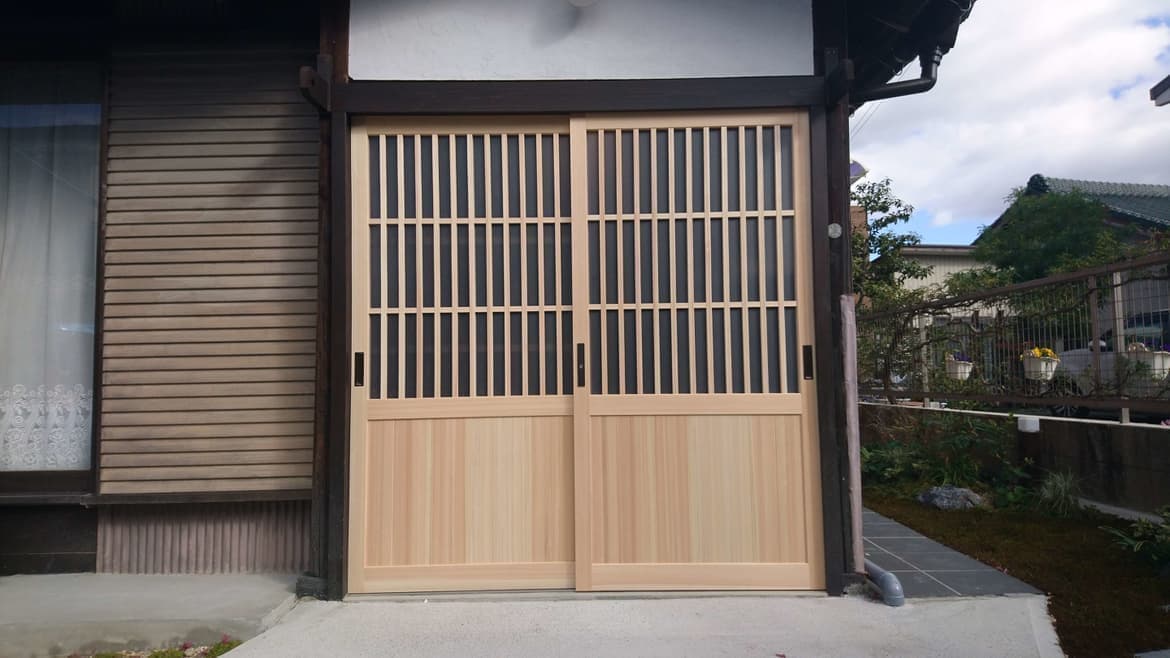 木製玄関新調 | 木製玄関の新調なら建具修理の窓口名古屋市中川区